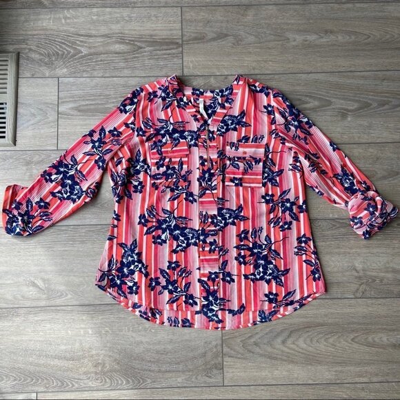 NWOT NY Collection Plus Size  Printed Utility Top - Picture 3 of 11